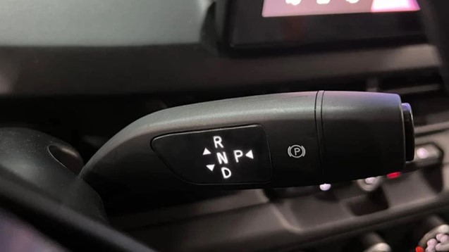 cần số xe vf3