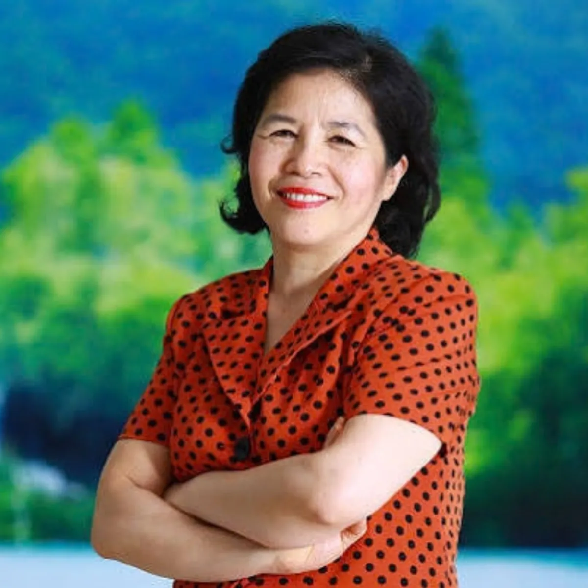 Khách hàng được tư vấn chi phí lăn bánh